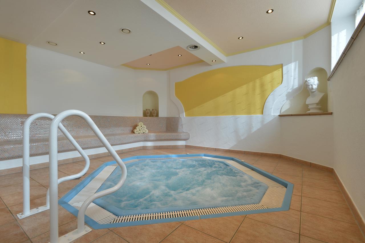 Hotel Schwarzer Adler Hippach Luaran gambar